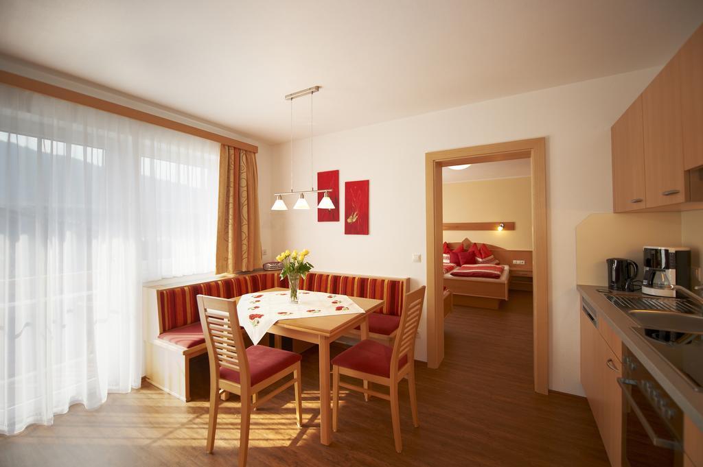 Appartements Bergblick Flachau Szoba fotó